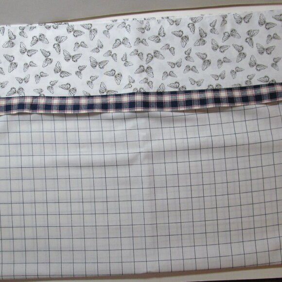 Set of Two Pillowcases-Standard #211125 - Picture 2 of 2